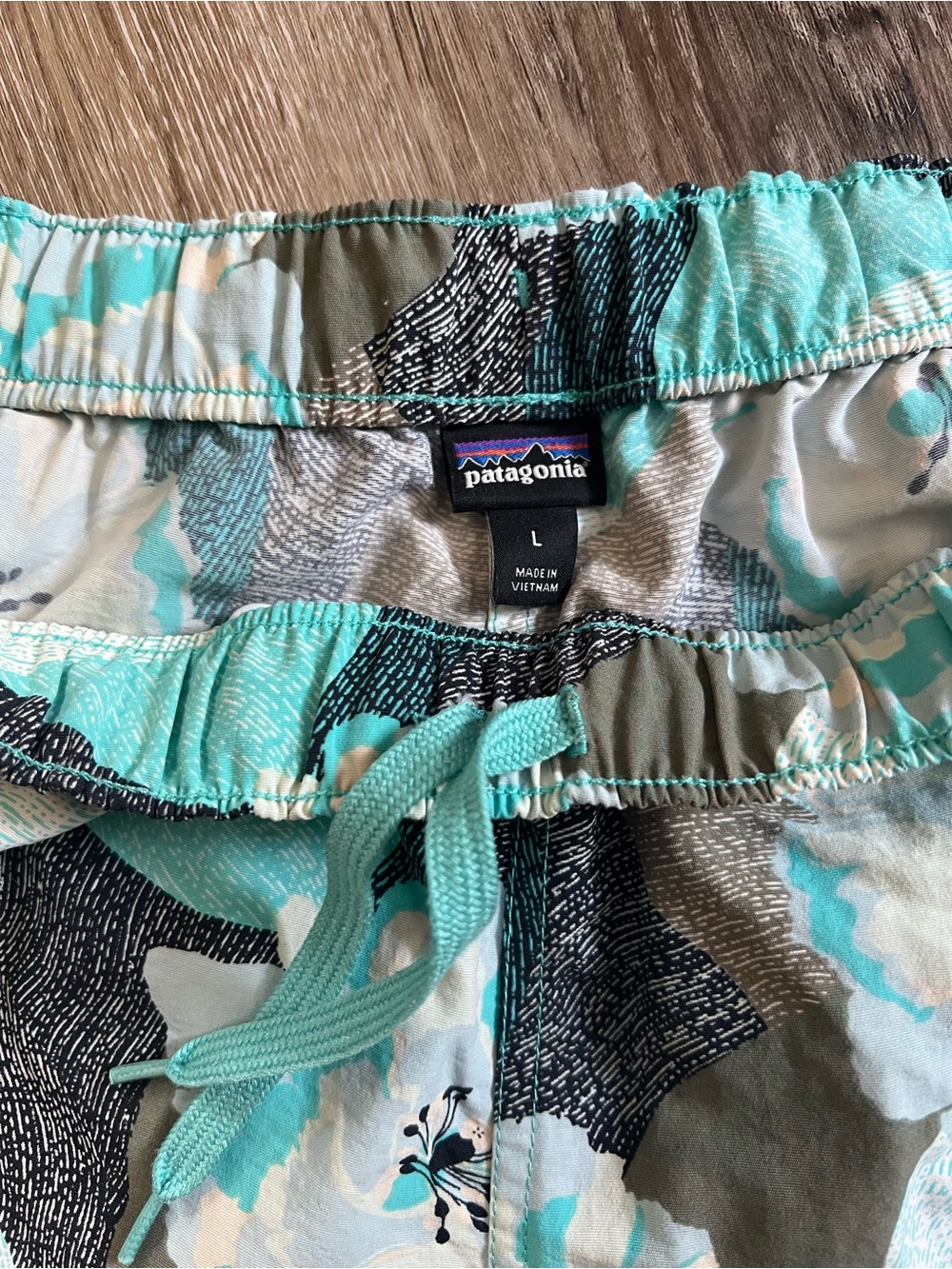 Patagonia Aqua Floral Elastic-Waist Athletic Shorts - Picture 3 of 5